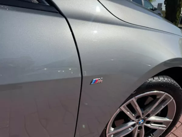 BMW 116 d Pack Desportivo M Auto 4