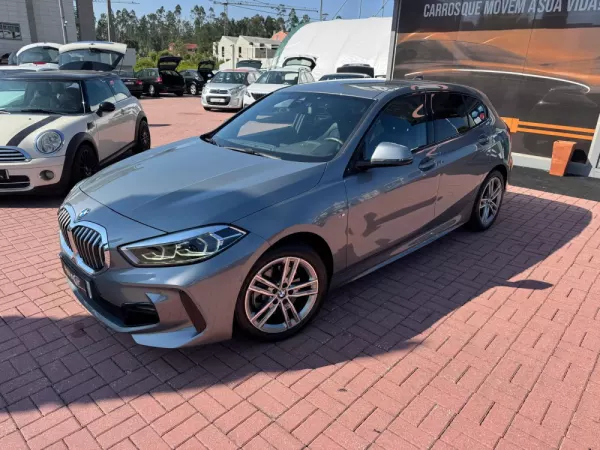 BMW 116 d Pack Desportivo M Auto 8