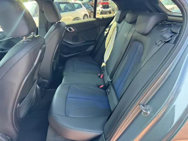 BMW 116 d Pack Desportivo M Auto 15