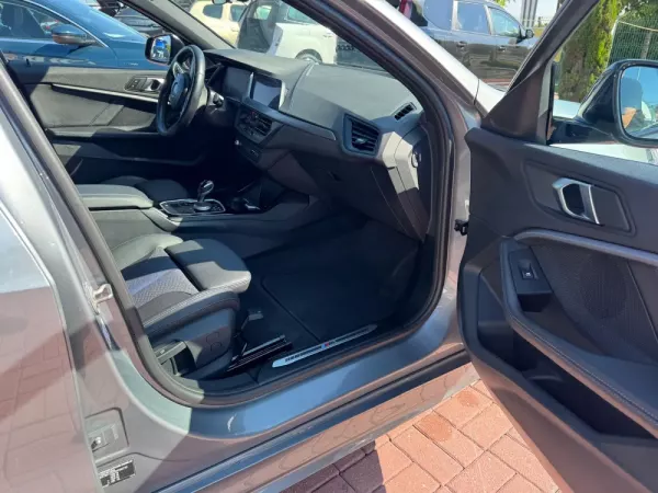 BMW 116 d Pack Desportivo M Auto 18