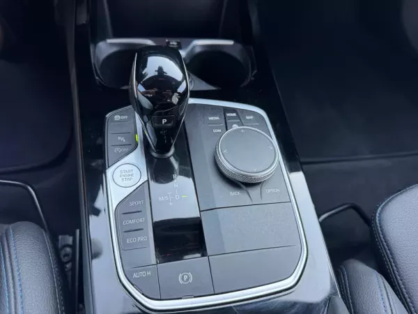 BMW 116 d Pack Desportivo M Auto 22