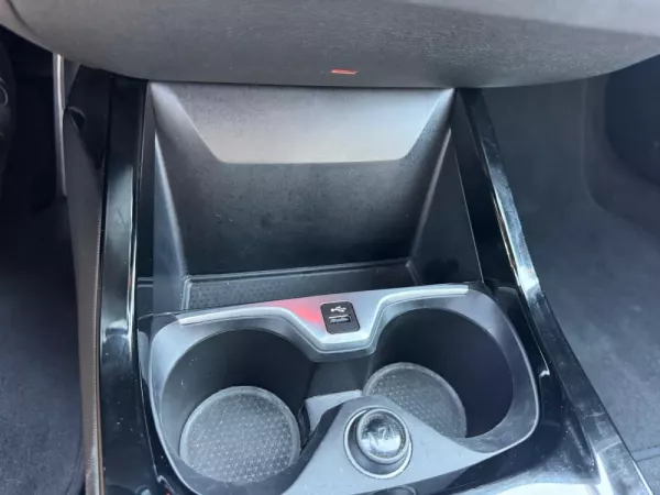 BMW 116 d Pack Desportivo M Auto 27