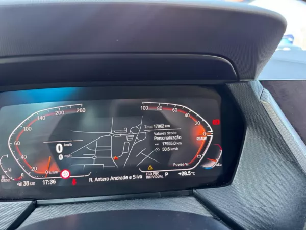 BMW 116 d Pack Desportivo M Auto 32