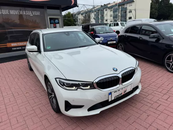 BMW 320 d Touring Auto 2