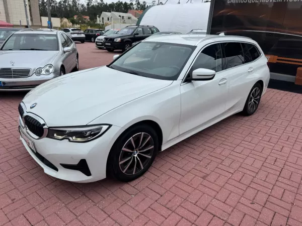 BMW 320 d Touring Auto 8