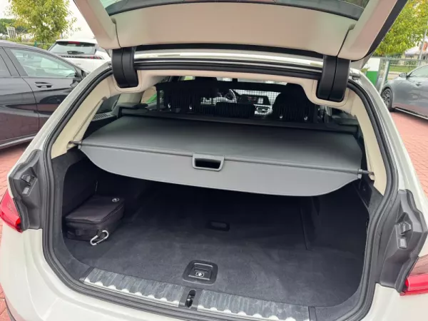 BMW 320 d Touring Auto 16