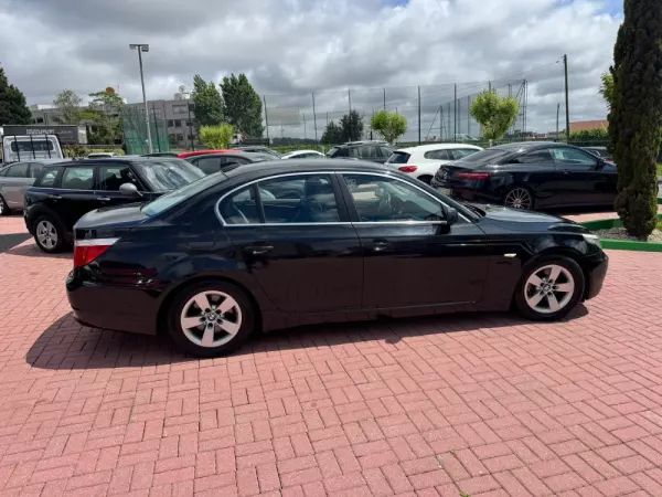 BMW 520 d Executive 6