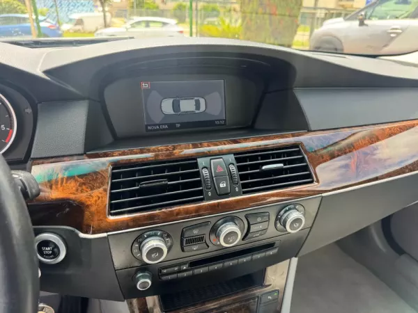 BMW 520 d Executive 24