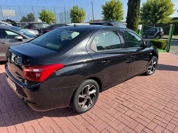 Citroën C-Elysée 1.6 BlueHDi Shine 5