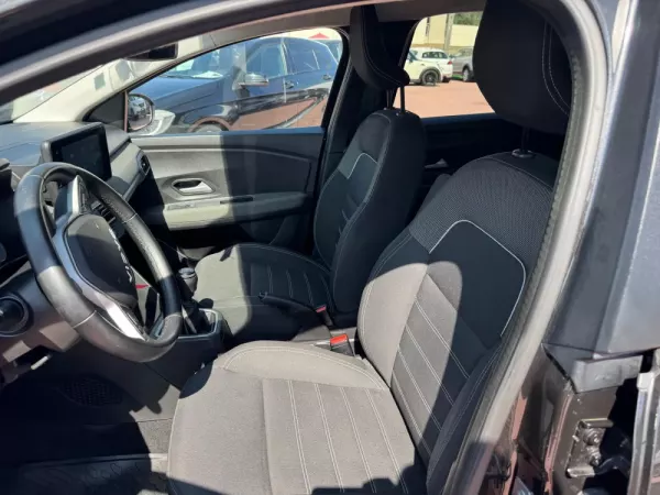 Dacia Jogger 1.0 ECO-G Comfort 7L Bi-Fuel 17