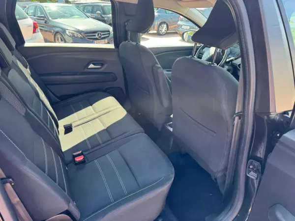 Dacia Jogger 1.0 ECO-G Comfort 7L Bi-Fuel 19