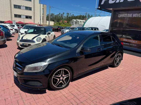 Mercedes-Benz A 220 CDi BlueEfficiency Aut. 12