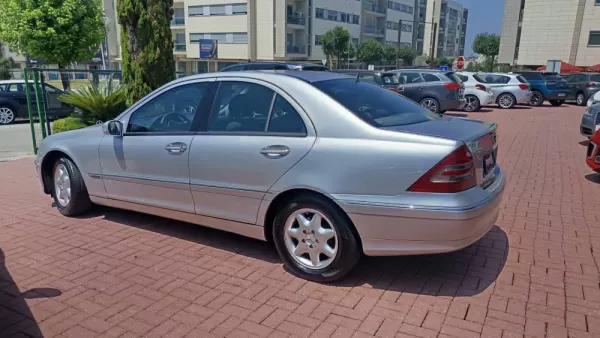 Mercedes-Benz C 220 6