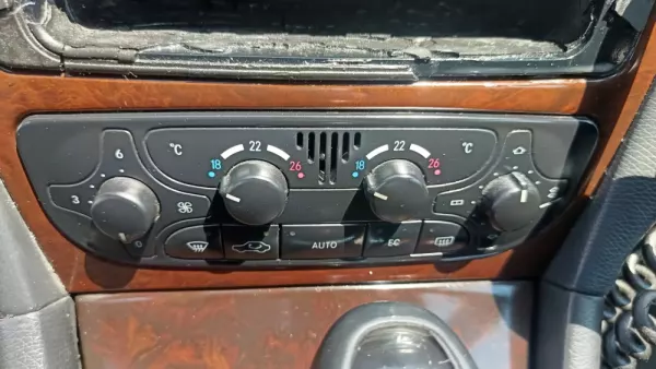 Mercedes-Benz C 220 21