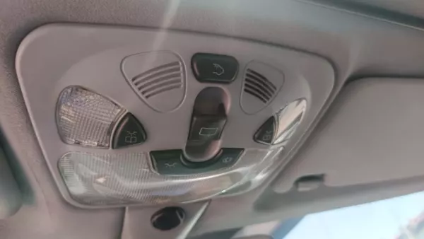 Mercedes-Benz C 220 38