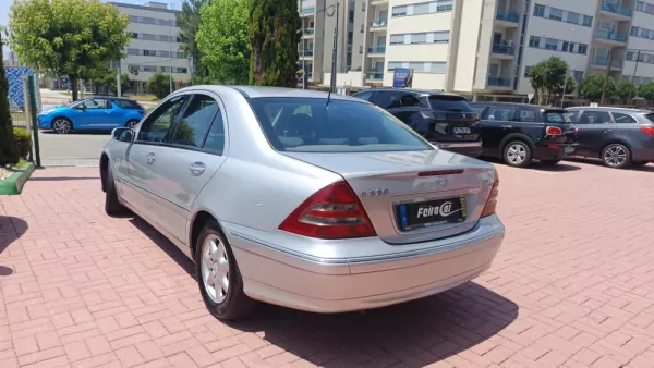 Mercedes-Benz C 220 42