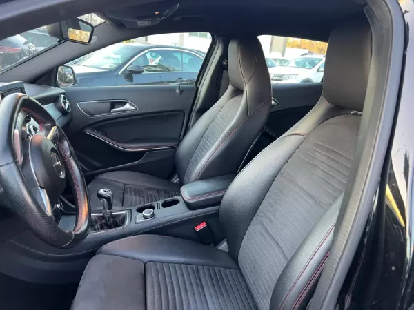 Mercedes-Benz GLA 180 CDi AMG Line 13