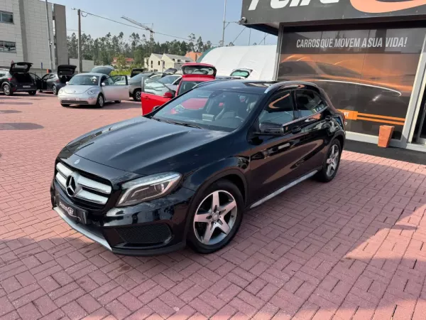 Mercedes-Benz GLA 180 CDi AMG Line 32