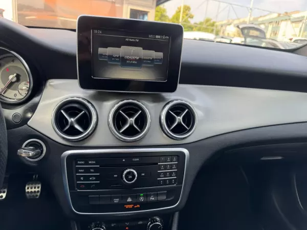 Mercedes-Benz GLA 180 CDi AMG Line 45