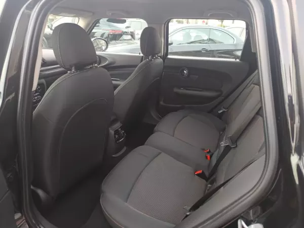 MINI Clubman One D 8