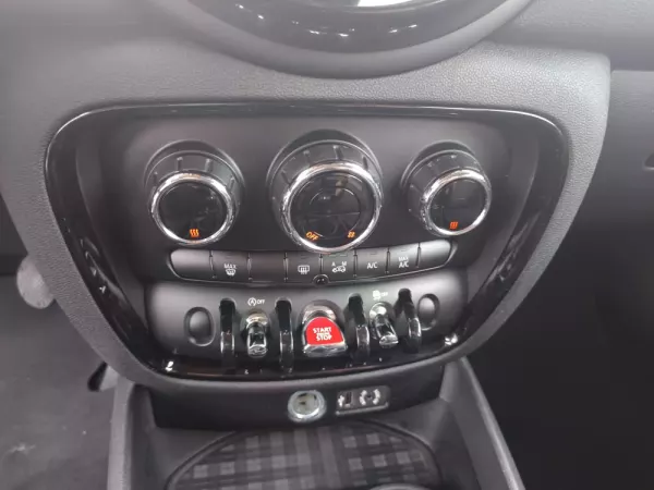 MINI Clubman One D 14