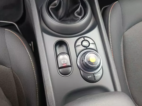 MINI Clubman One D 15