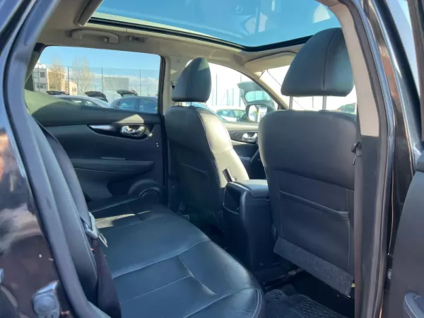 Nissan Qashqai 11