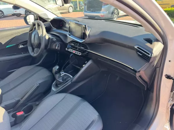 Peugeot 208 1.2 PureTech Active 13