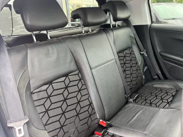 Peugeot 208 1.2 PureTech Allure 17