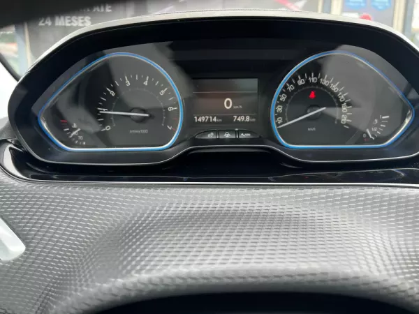 Peugeot 208 1.2 PureTech Allure 20