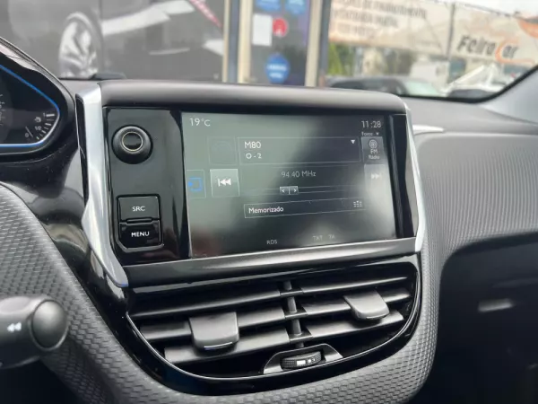 Peugeot 208 1.2 PureTech Allure 24