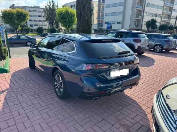 Peugeot 508 SW 1.6 Hybrid Allure e-EAT8 35