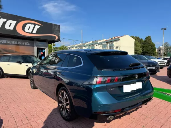 Peugeot 508 SW 1.6 Hybrid Allure e-EAT8 37