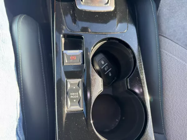 Peugeot e-208 50 kWh GT Pack 24