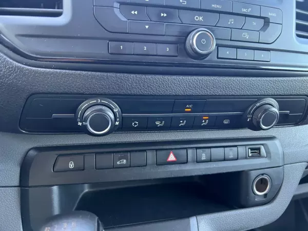 Peugeot Expert Outro 8