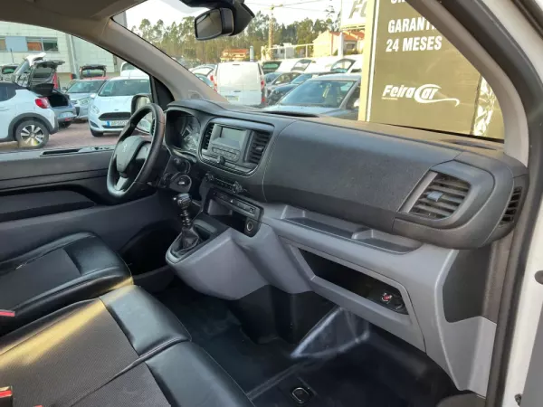 Peugeot Expert Outro 16