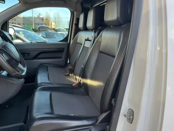 Peugeot Expert Outro 18