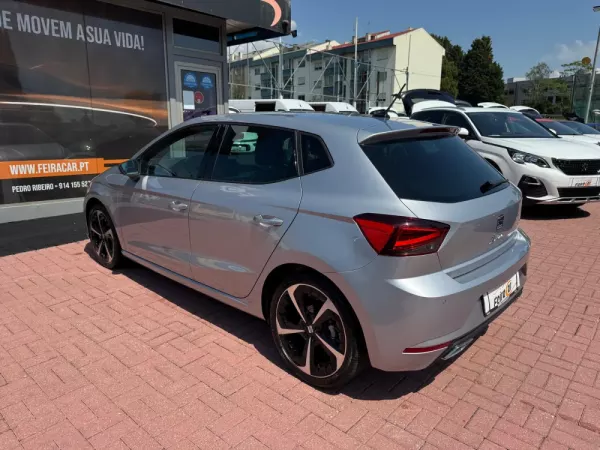 SEAT Ibiza 1.0 TSI FR DSG 32