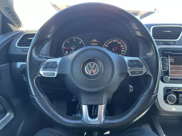 Volkswagen Scirocco 2.0 TDI 11