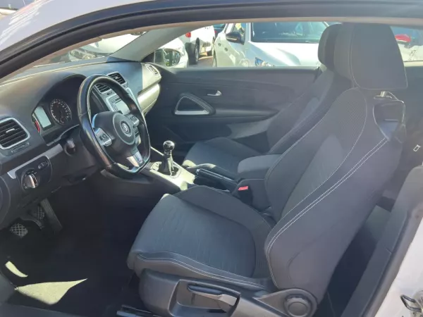 Volkswagen Scirocco 2.0 TDI 17