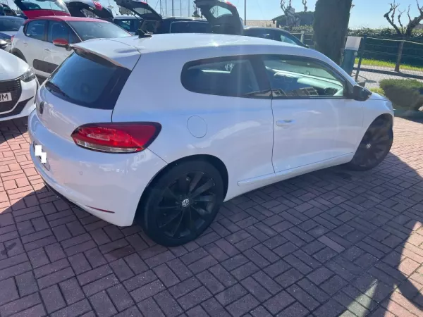 Volkswagen Scirocco 2.0 TDI 28