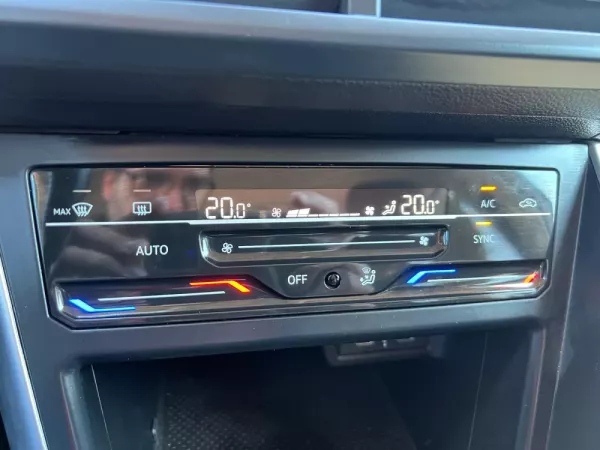 Volkswagen Taigo 1.0 TSI Style DSG 21