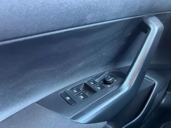 Volkswagen Taigo 1.0 TSI Style DSG 31