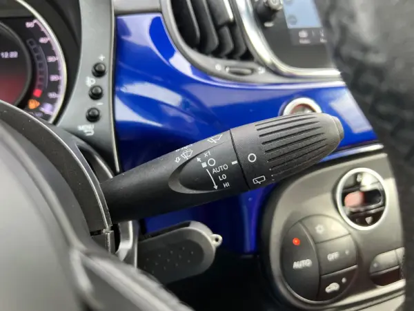 Abarth 500e C Outro 29