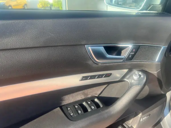 Audi A6 2.0 TDI S-line 24