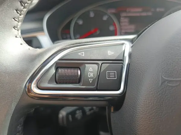 Audi A6 Avant 3.0 TDi V6 Business Line Sport S tronic 24