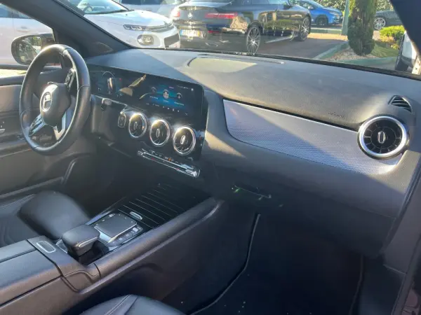 Mercedes-Benz B 180 d 8G-DCT Style 7