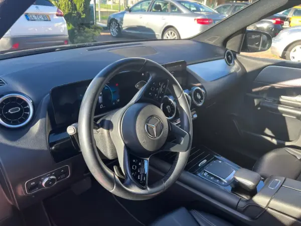 Mercedes-Benz B 180 d 8G-DCT Style 9