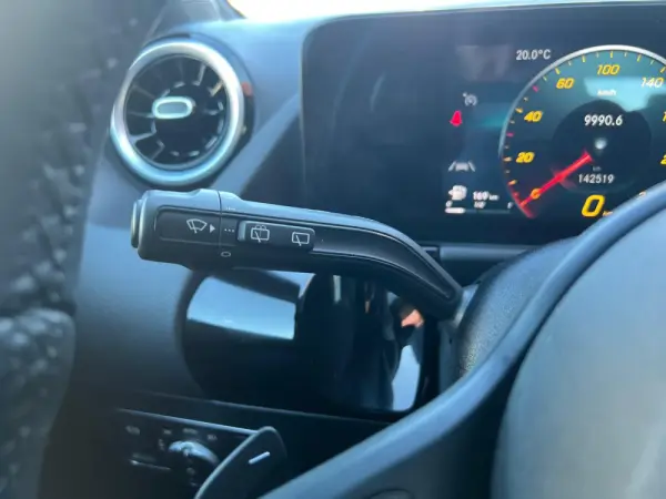 Mercedes-Benz B 180 d 8G-DCT Style 19