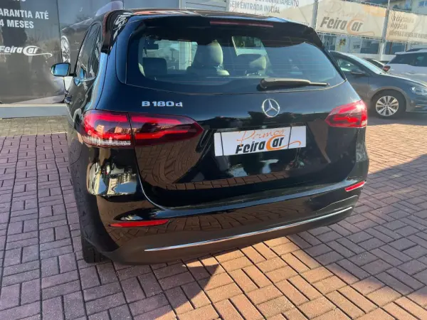 Mercedes-Benz B 180 d 8G-DCT Style 25